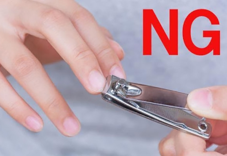 讓手看起來更年輕!如何剪指甲,讓手沒擦指甲油也看起來精緻優雅?_img_1