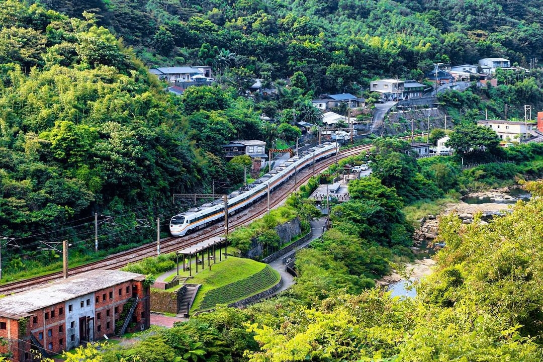 搭火車別睡著！古庭維推薦：5條魅力鐵道路線，車窗外就是風景 _img_2