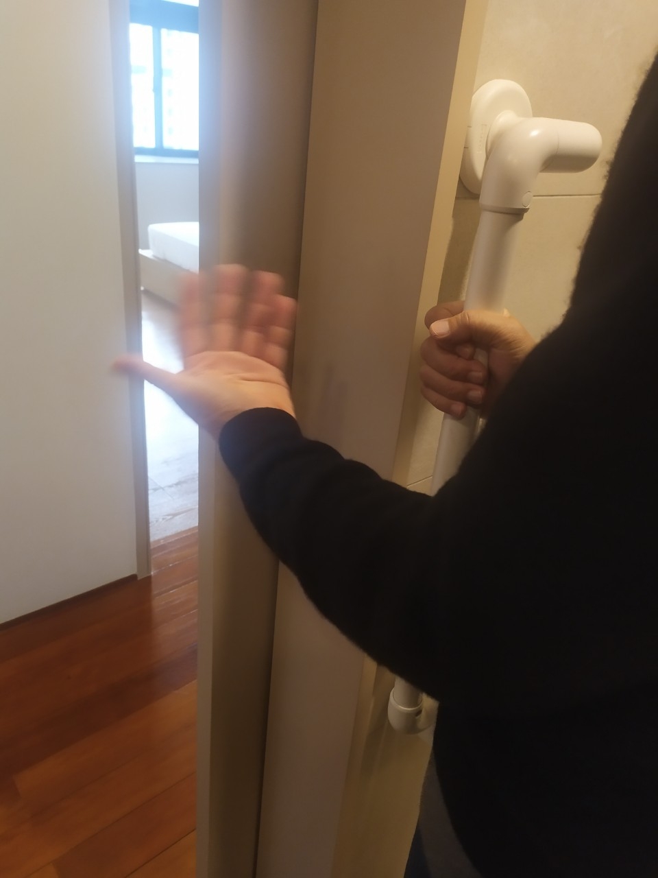 設計師林子鏗多圖解析:浴室裝扶手,如何兼顧安全與美感?_img_3