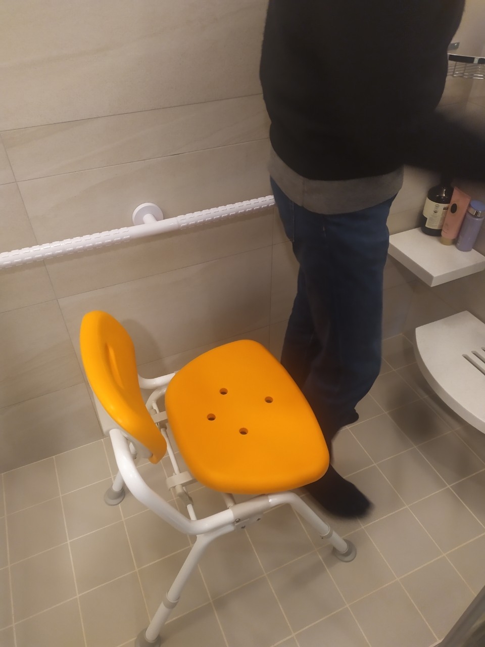 設計師林子鏗多圖解析:浴室裝扶手,如何兼顧安全與美感?_img_8