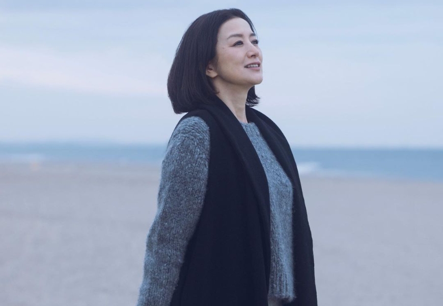 別像年輕時勉強自己！53歲女星鈴木京香：優雅美麗，來自善待照顧身體_img_4