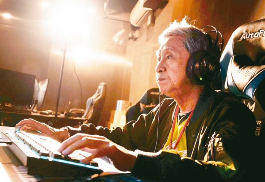 70歲後赴日打工度假、克服口咽癌三期挑戰電競和機車環島!劉孟德:人生沒時間浪費、怎麼開心怎麼過_img_3