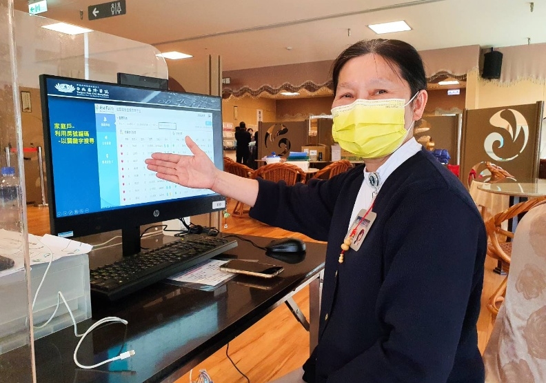 全台首批居家照護確診者經驗分享:電話打不通、等不到防疫計程車、送餐有問題怎麼辦?_img_4