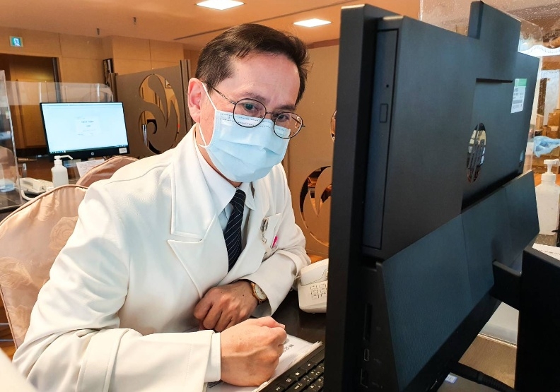 全台首批居家照護確診者經驗分享:電話打不通、等不到防疫計程車、送餐有問題怎麼辦?_img_5