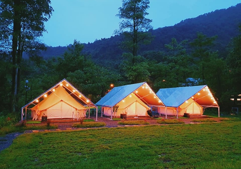 免搭帳與裝備，去森林裡露營！全台10大Glamping豪華露營區，不只床上觀星竟還有溫泉_img_1