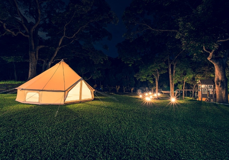 免搭帳與裝備，去森林裡露營！全台10大Glamping豪華露營區，不只床上觀星竟還有溫泉_img_5