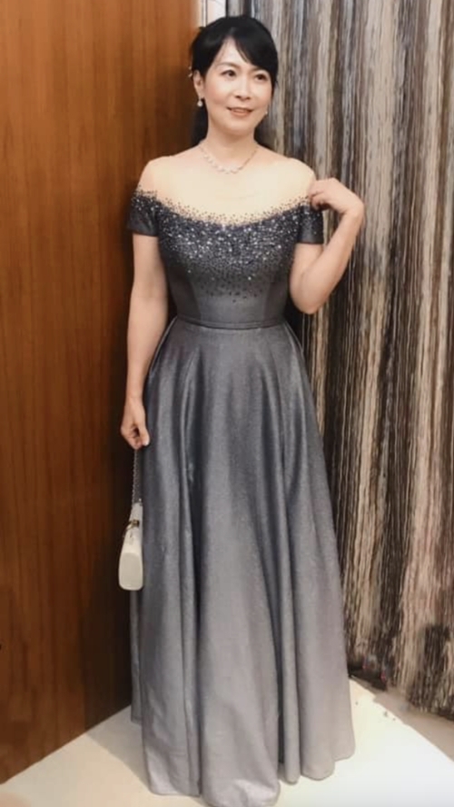 孩子結婚，媽媽穿什麼？拒絕俗豔！50+百位讀者分享「非典型」主婚人穿搭，像自己最優雅_img_1