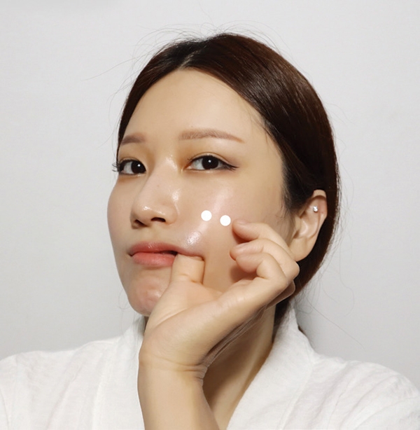 嘴角下垂、頸紋變深如何改善？每2、3天一次韓式經絡按摩，恢復肌肉彈性並淡化法令紋_img_2