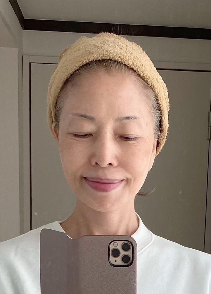 灰髮、素顏也好看，怎麼辦到？日本時尚部落客Ran：想活出很美的60歲，40歲起的準備是關鍵_img_3