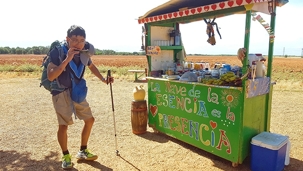 一個月只花3萬多的西班牙朝聖之路旅行！林坤茂：簡單就是豐足，走在陽光下看小麥田就很舒服_img_2