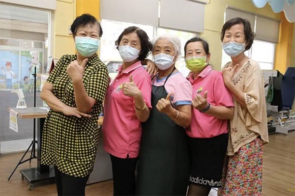 有幾個閨蜜在身邊互相陪伴，是台姐機智獨居生活的一環。