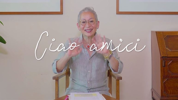 張明淑稱觀眾為「Amici」，在義大利語是指「朋友們」的意思。（截圖自YouTube〈밀라논나 Milanonna〉）