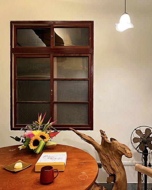 近年主動脈在花蓮市區買了一間小公寓，打造為一處與學弟妹聚會的分享空間，也時常邀請不同領域的奇人分享心路歷程。（圖片來源：主動脈）