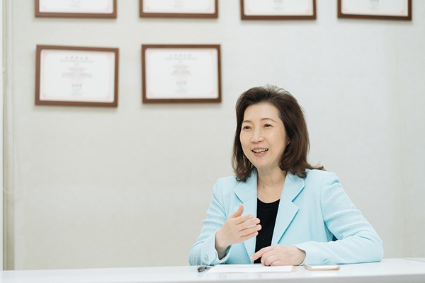 吳惠瑜說，遇到問題要面對，而不是怨嘆。「一直後悔想倒帶幹嘛呢？沒有用啊！」