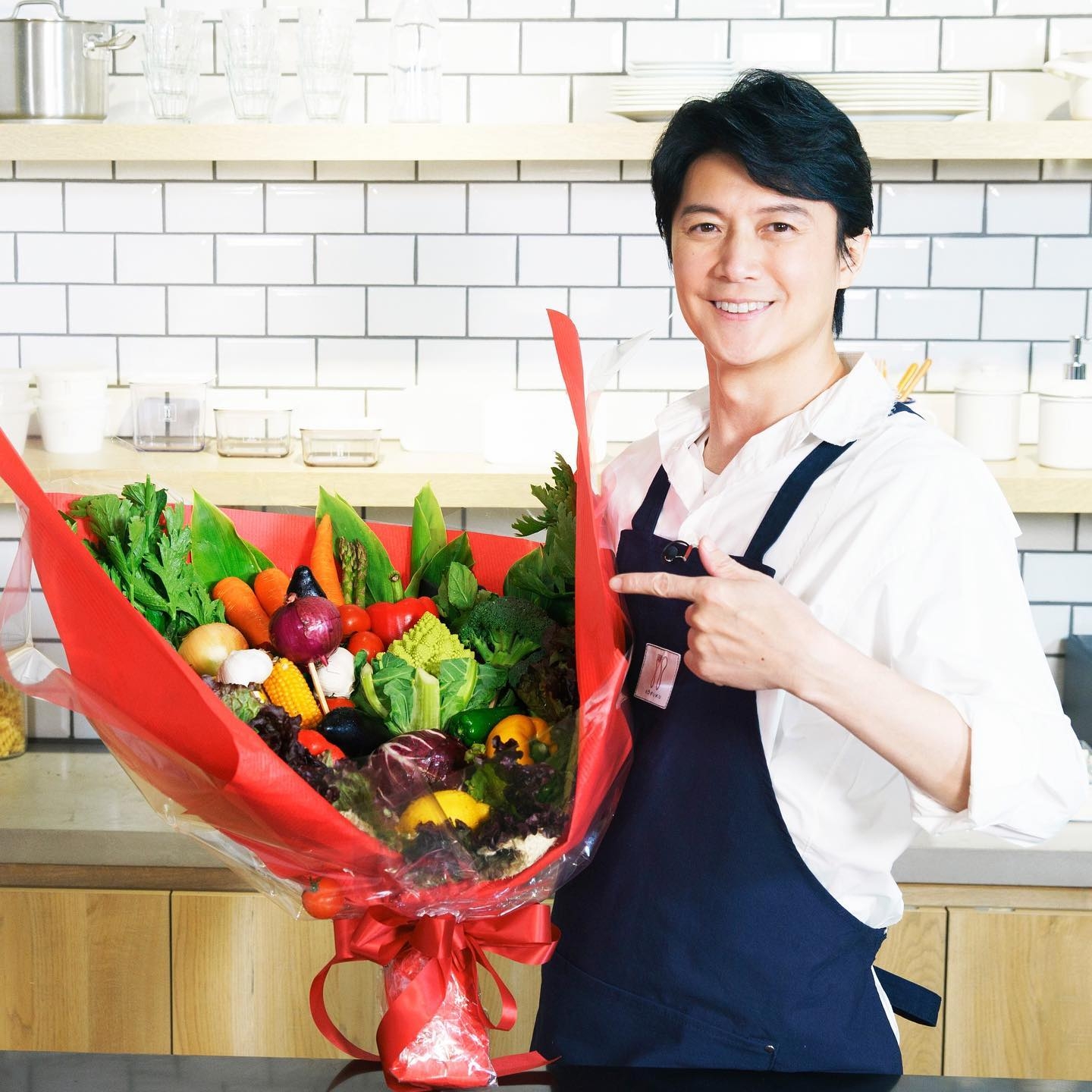 福山雅治十分重視肌膚和飲食保養,年過50歲依然狀態絕佳。