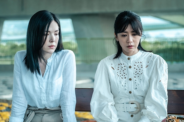 連假追劇：職場劇《較量人生》、《代理公司》看李寶英職場女王逆襲，《愛在山林間》熟齡男女尋找人生最後的戀愛_img_9