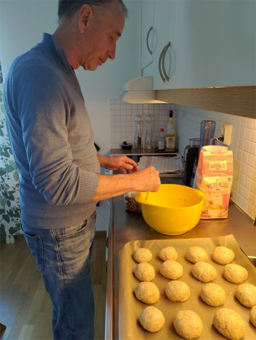 麗麗的先生不只是家中大廚，也是讓她緩下步調過生活的重要人物。