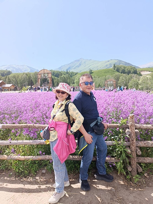 72歲時與第二任妻子結婚，既是哥兒們、摯友，也是彼此的心靈伴侶。（圖片來源：賴世雄）