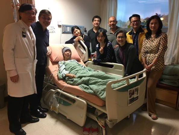 團員陪著老朋友，走完人生最後一程。