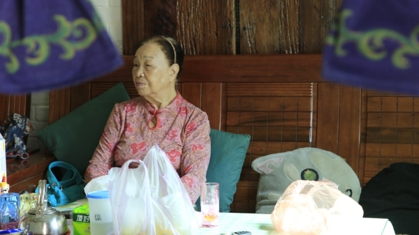 蔡鍾景妹今年97歲，罹患失智症卻維持10年輕症。（圖片來源：徐紫柔）