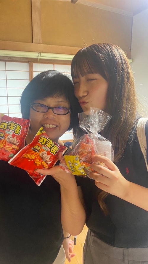 Yuki與日本好朋友梨華。（圖片來源：紀敏雪）