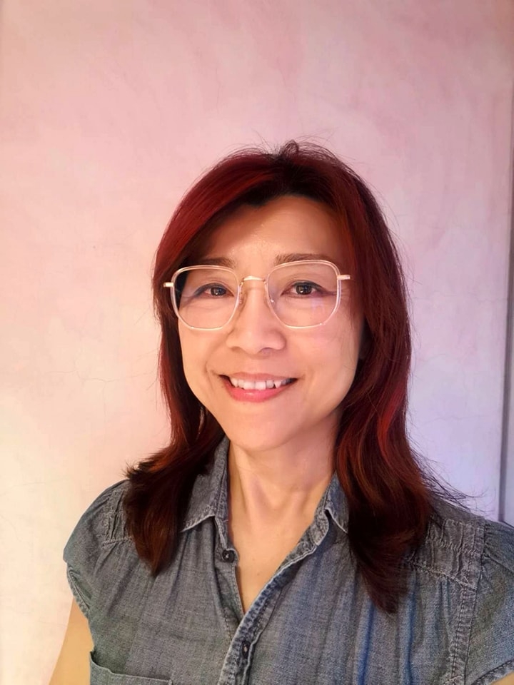 配上新眼鏡，除了解決視力問題的困擾，造型也煥然一新。