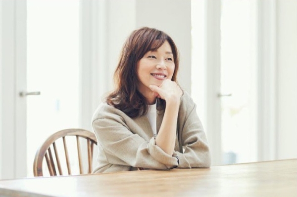 今（2024）年55歲的大塚寧寧，看起來依然狀態絕佳。