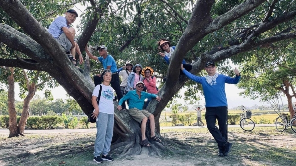 大家一起出門玩，快樂的心情好像回到無憂無慮的童年。