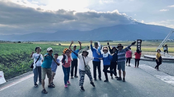 車宿不必花大錢，還能交到一群好朋友。