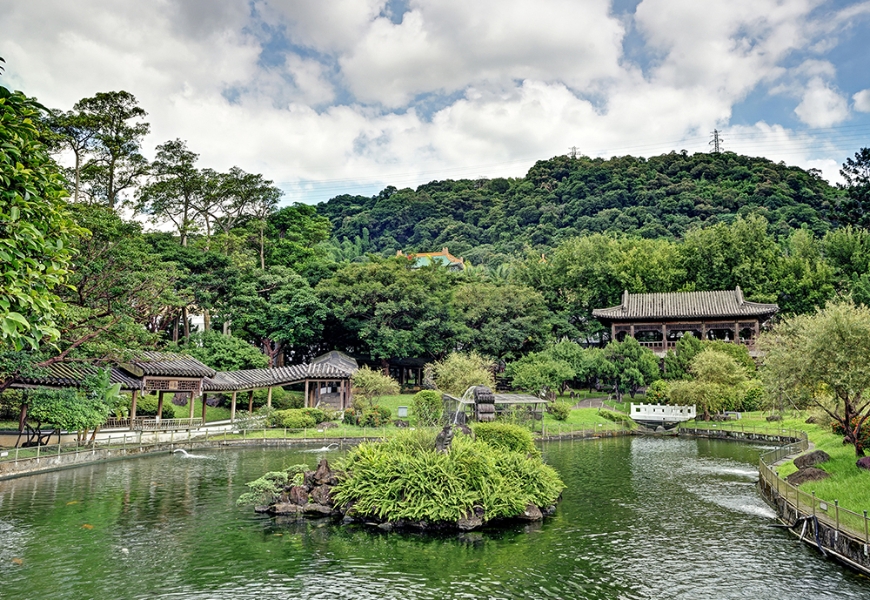 來故宮至善園賞花，可避開春季旅遊人潮。（出自國立故宮博物院）