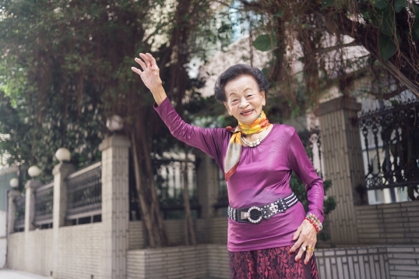 劉林招花是女兒的榜樣，Sabrina跟《50+》分享：「我再不濟，若有她的1/3就不至於太差。」