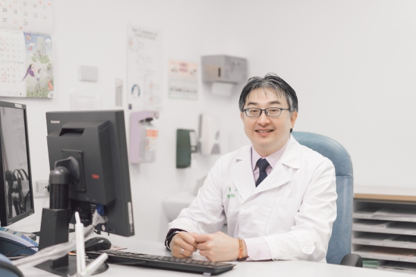 詹鼎正提醒，高齡者由於腸胃蠕動變慢，服用藥物需更謹慎。