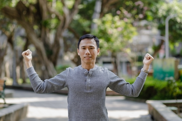 改善久坐不適,還能練出年輕的肩膀線條!職能治療師李穆建的4個技巧_img_2