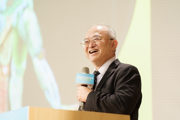 台灣大學醫學院附設醫院院長吳明賢表示，顧好腸道，就能維持健康。