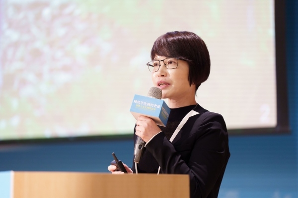 南山人壽健康照護企劃部副總經理陳碧玉分享，如何透過保險讓老後生活品質無虞。