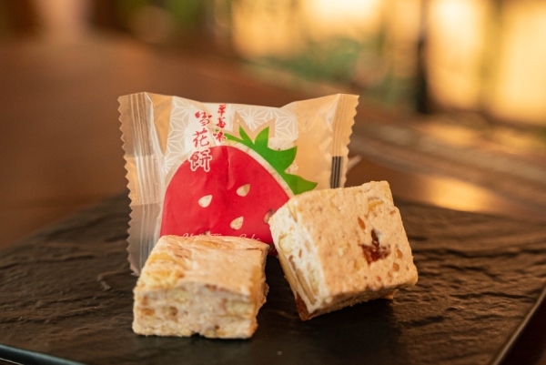 引發美國好市多搶購潮的「草莓煉乳雪花餅」，是來自台灣的好滋味。