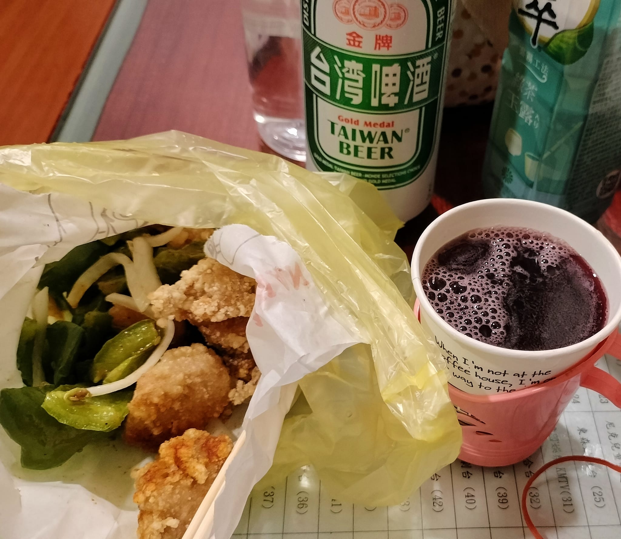 Cc常安排2天1夜小旅行，夜宿新竹，炸雞配飲料，也是小樂趣。（圖片來源：Cc Huang）