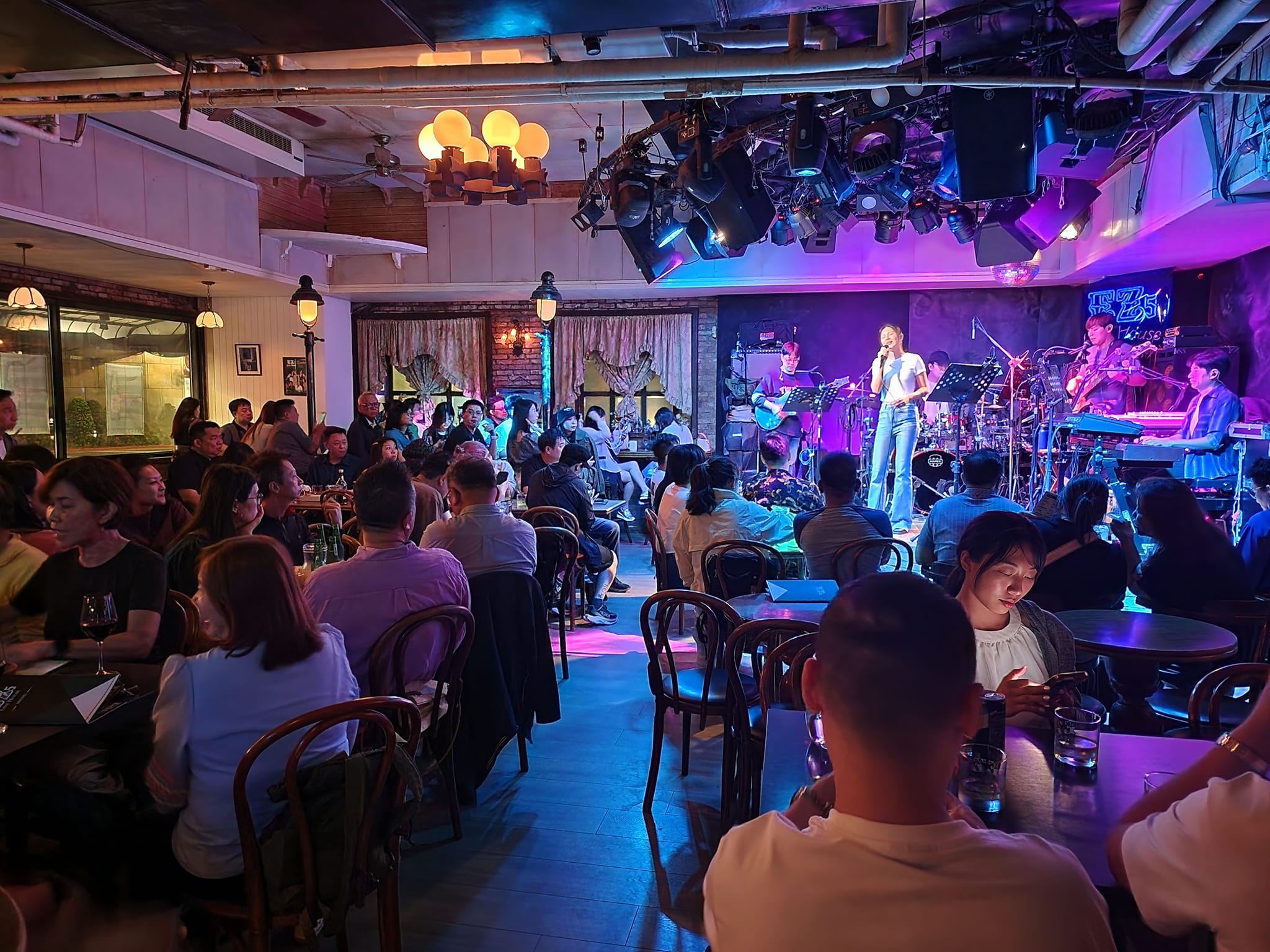 一個人獨自生活,讓邱顯晉更懂得如何找樂子、發掘有趣的事。(圖片來源:邱顯晉)