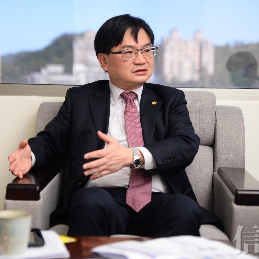 周冠男教授