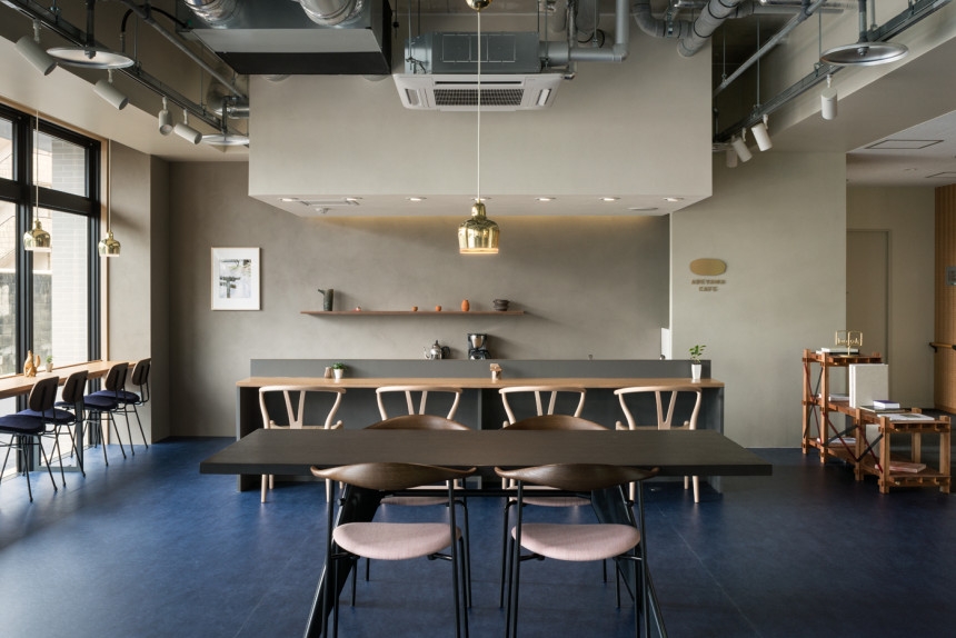 美得像咖啡館的用餐空間，可以在這裡休息或聊天。（出自UMA建築事務所） 
