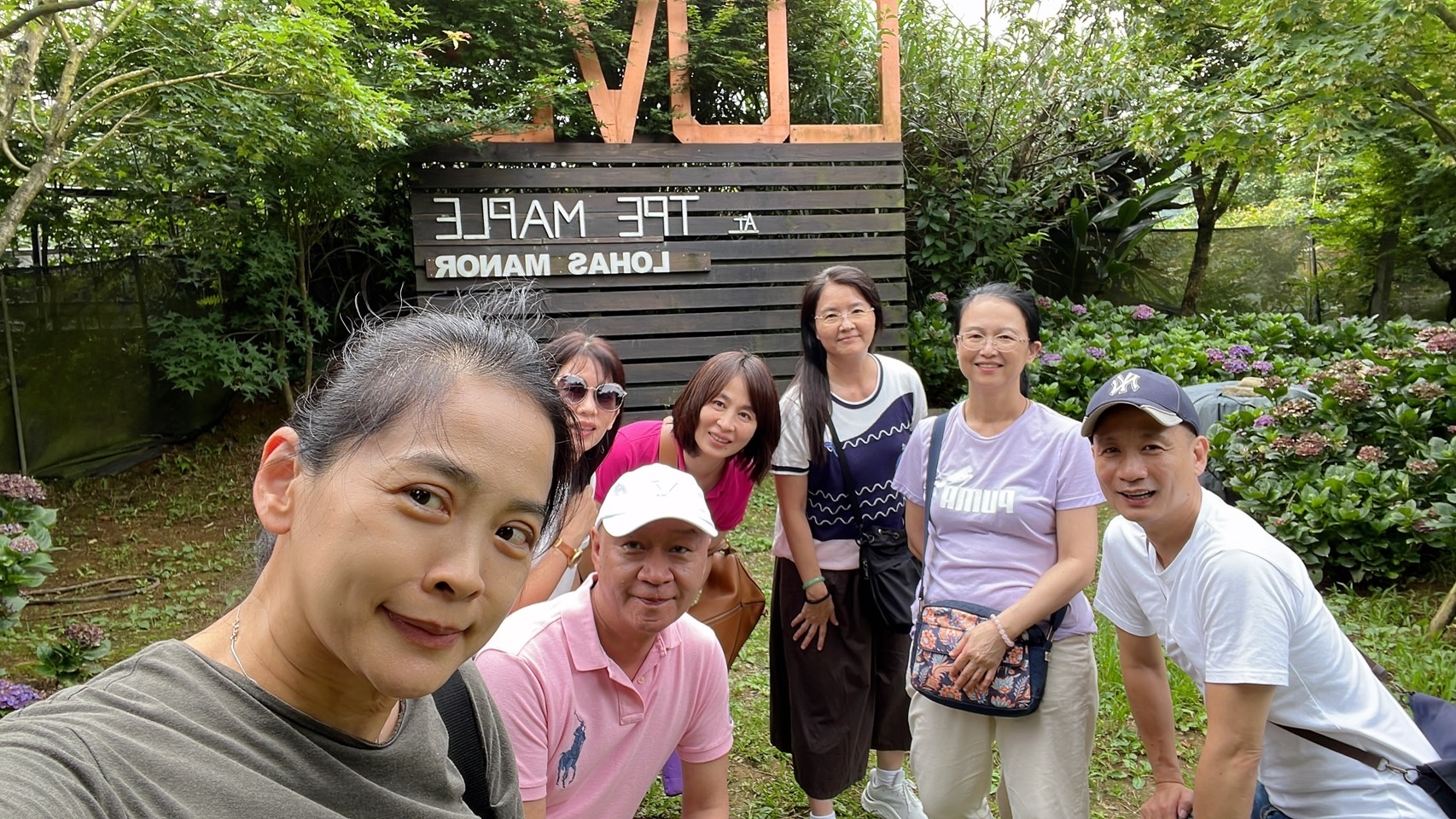 和昔日同學們重新相聚後，也多了一群可以隨時揪團的好朋友。