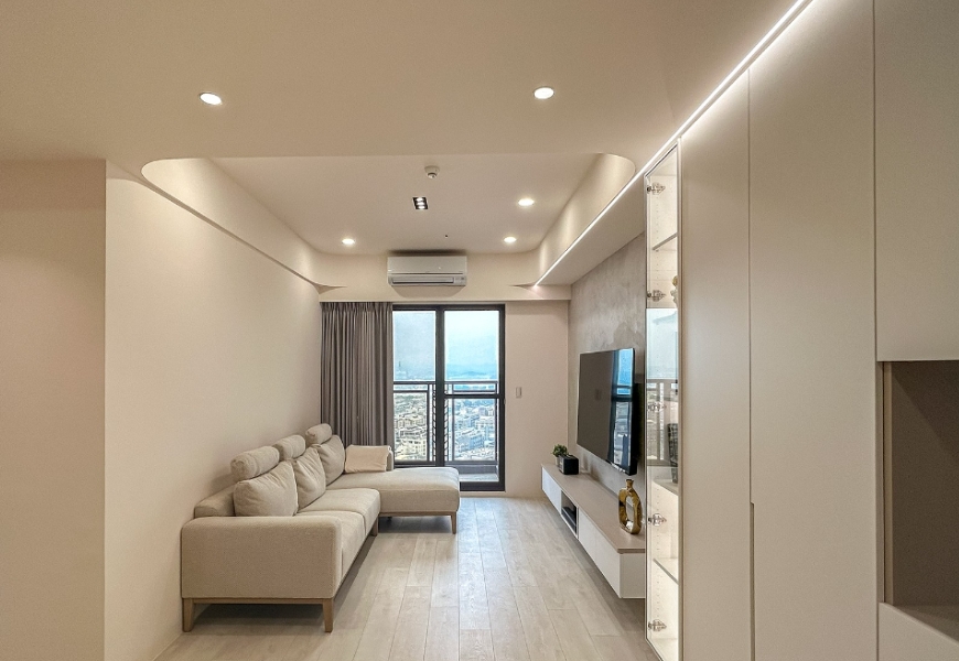 鋁條燈較不會堆積灰塵又能創造居家氛圍。