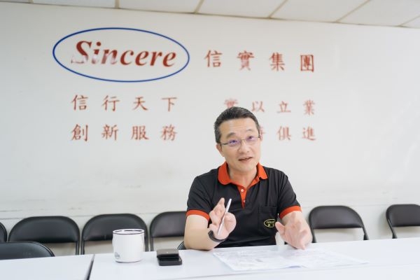 信實集團發言人鐵道服務總處總監趙雪吟指出，中高齡、高齡族群是集團工作主力。