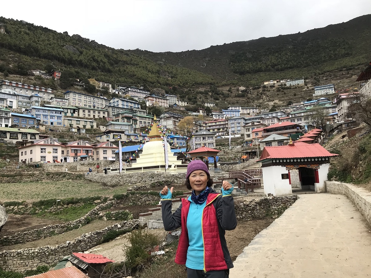 南崎巴札是行程必經的補給點，大多數登山客會在這裡稍作停留、補充裝備、逛逛小鎮市集。
