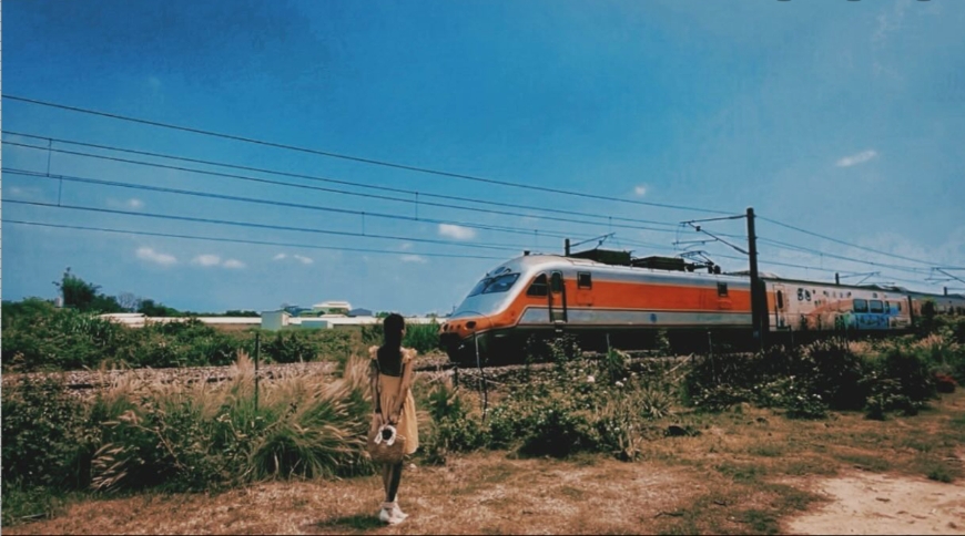 掌握技巧，下次你也能為自己拍出與移動中的火車合影。