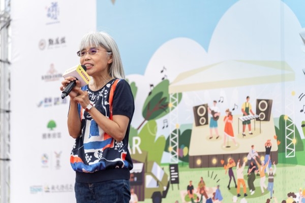 遠見‧天下文化未來親子、《50+》社長許耀雲開場致詞，希望活動能陪伴大家活出新面貌。