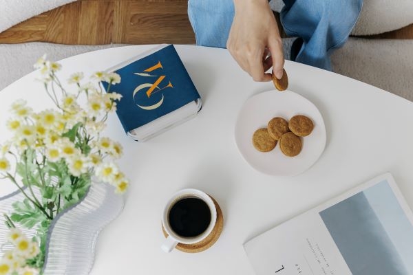 25入方形樂享盒,不論是自己吃還是與親朋好友分享都很適合。