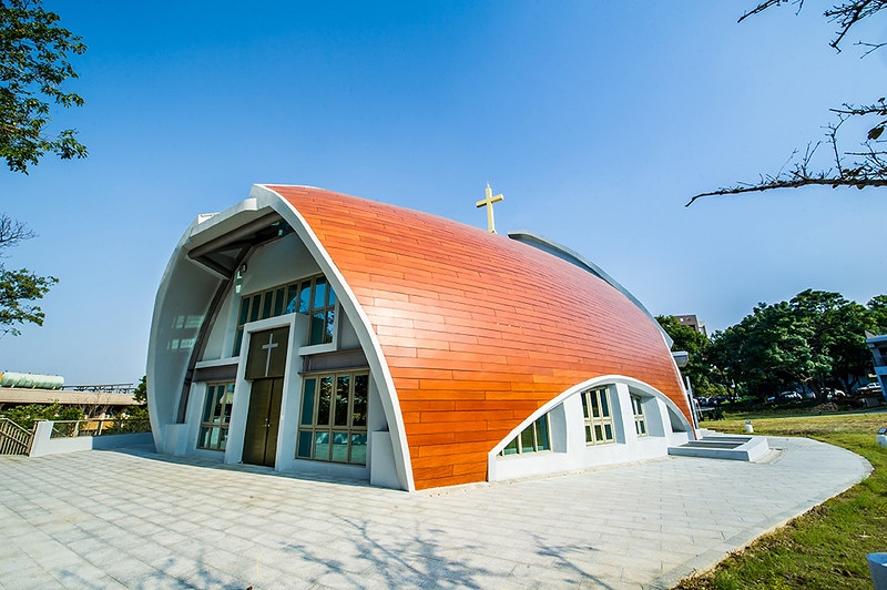 台中靜宜大學主顧聖母堂，造型別緻圓潤。（出自靜宜大學官網）