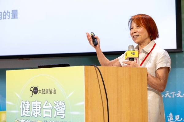 前中研院生醫所研究員何美鄉指出運動可增強免疫力，騎腳踏車10分鐘就有效。