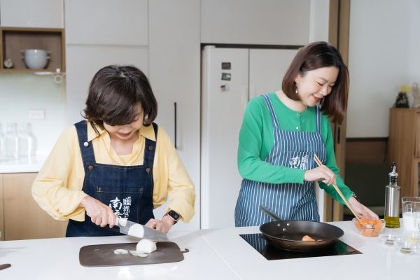 公關教母丁菱娟認為，朋友如料理，關鍵不在多，在好。